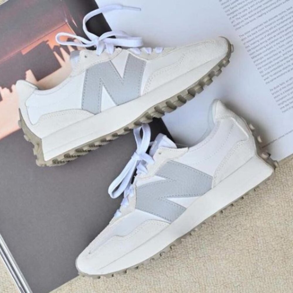 ❗️New product❗️ New Balance Women's 327 White/Grey/White Shoes